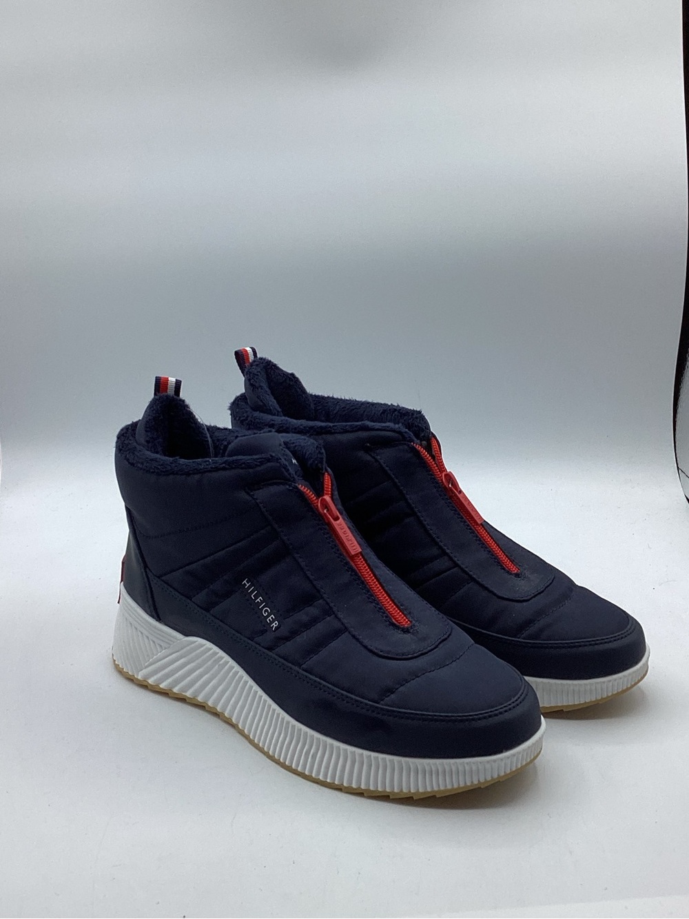 Tommy Hilfiger Women’s Jipsun Cold Weather Bootie  Size 9